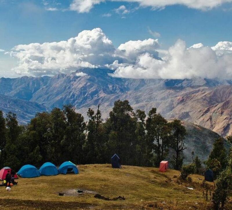 nag tibba trekking easy trekking camping nature admire himalayas gharwal uttarakhand